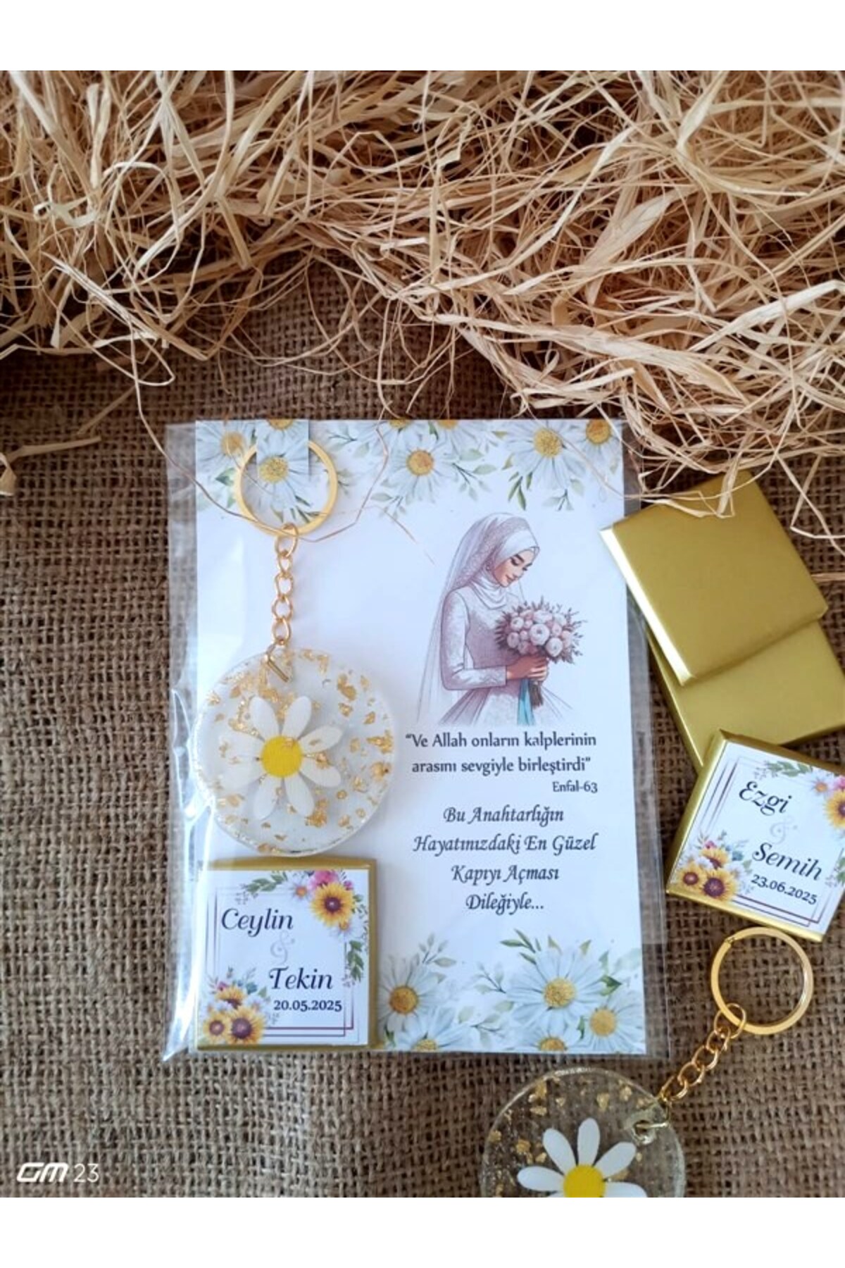 hediyeall Farklı Avm Kına Söz Nişan Düğün Nikah Hediyesi Kahve Yanı Çikolata Papatya Anahtarlık Seti (5 ADET)