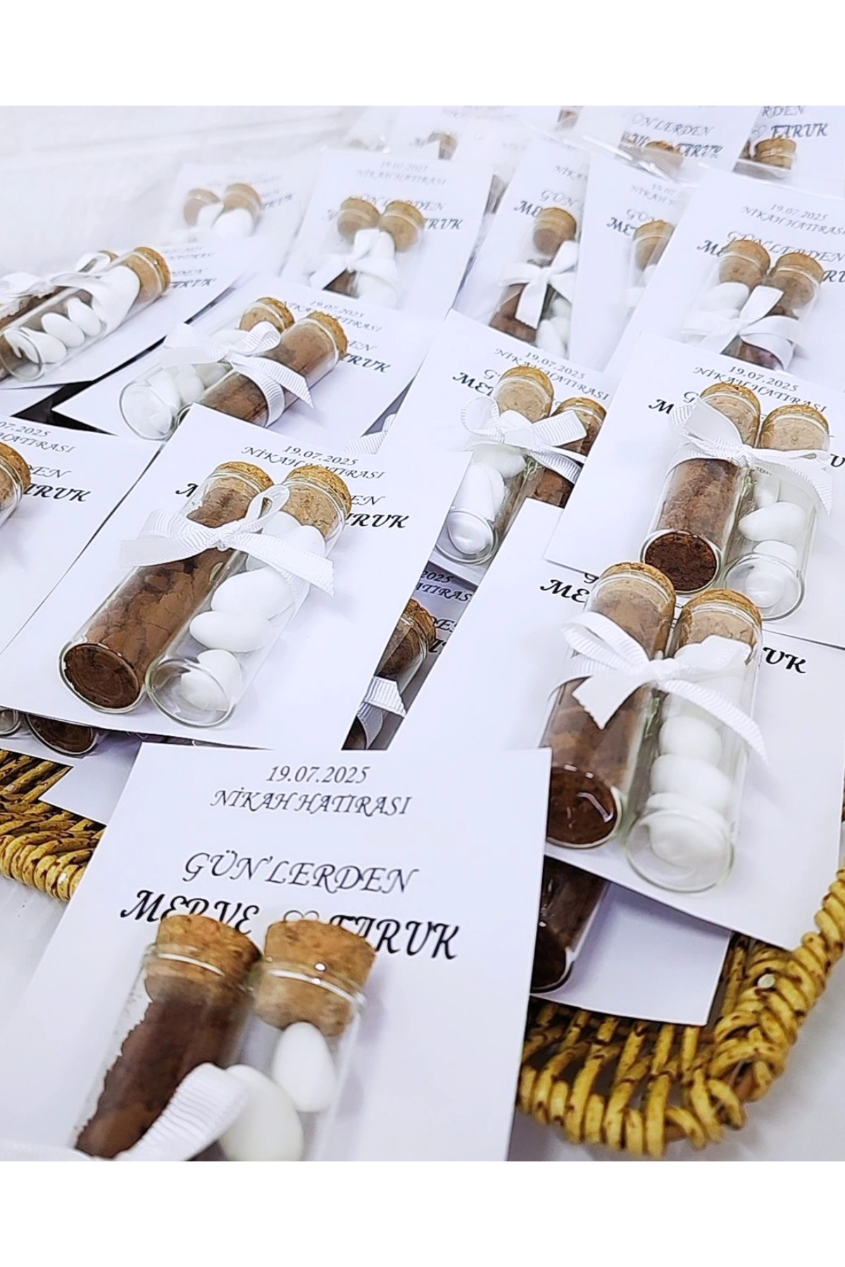 Hediye Atölyem 10 lu kart tasarım Cam fanus ikili gerçek badem şekeri ve taze çekilmiş Türk kahvesi - Görsel 2