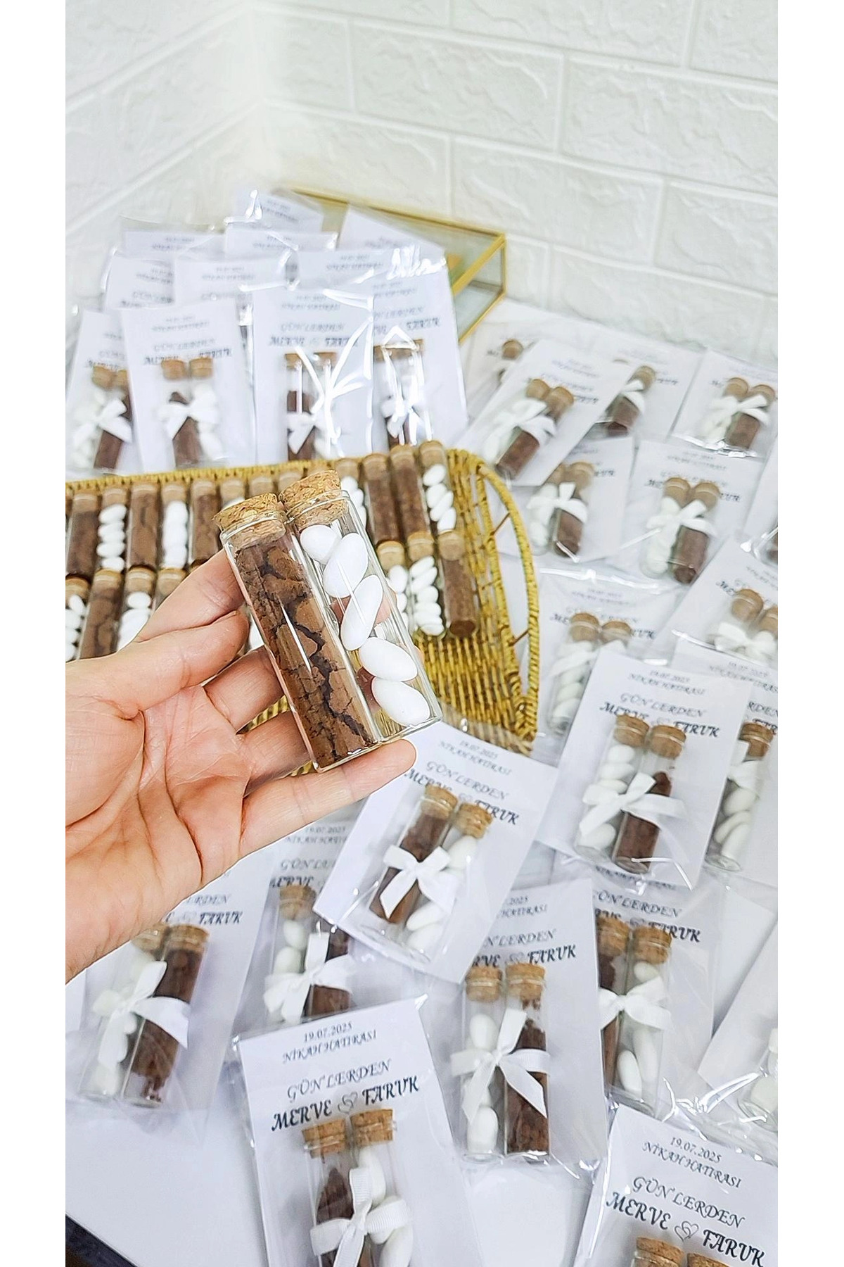 Hediye Atölyem 10 lu kart tasarım Cam fanus ikili gerçek badem şekeri ve taze çekilmiş Türk kahvesi - Görsel 3