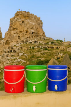 Metler Soğuk Su Termosu Piknik Termos 1. Kalite 16 Litre 1 Adet (RENKLER KARIŞIK GÖNDERİLECEKTİR)