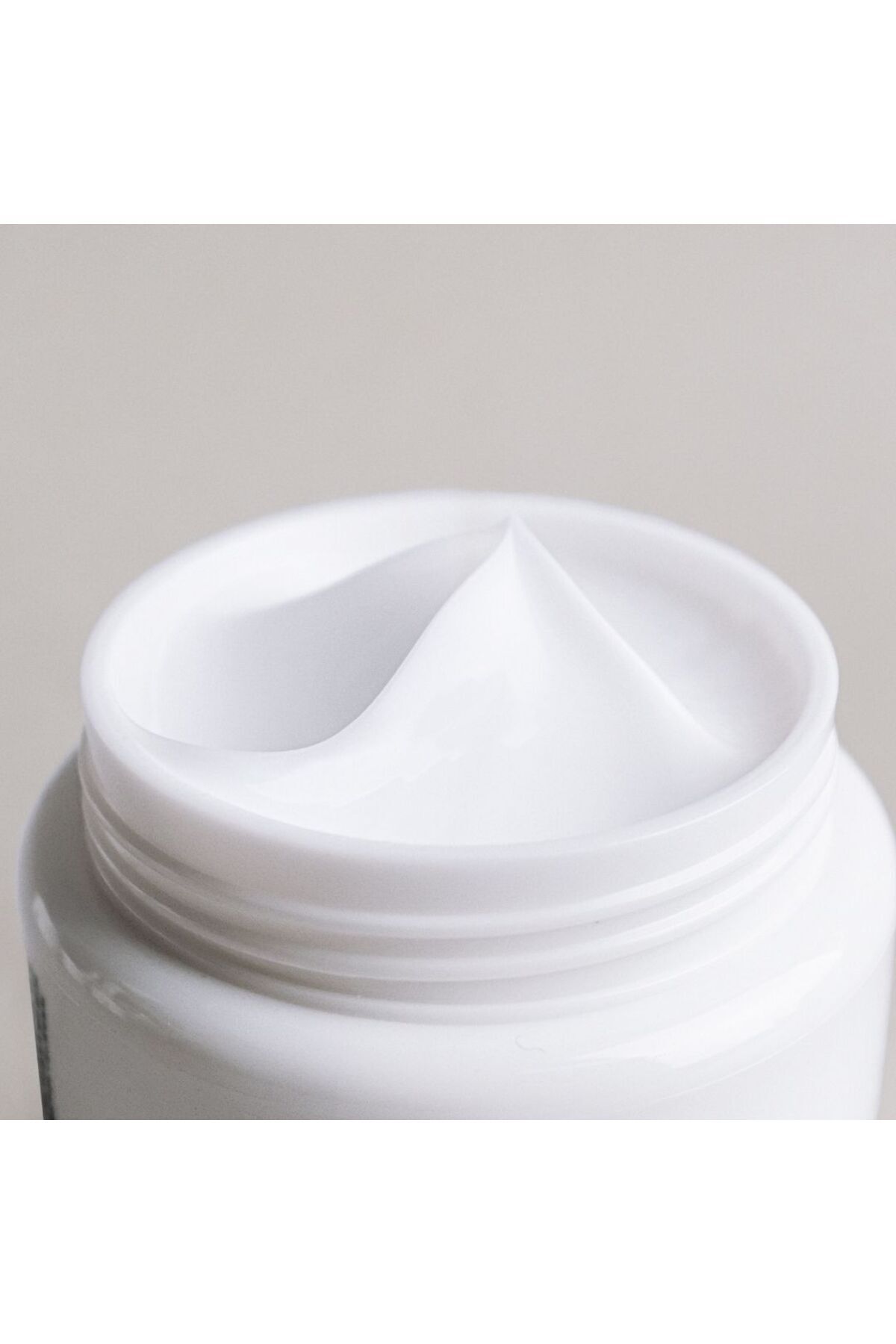 MIDHA Rice Cream 50ml (KOREANDBEAUTY) | %62 Pirinç Özlü Aydınlatıcı Yüz Ve Boyun Kremi - Görsel 2