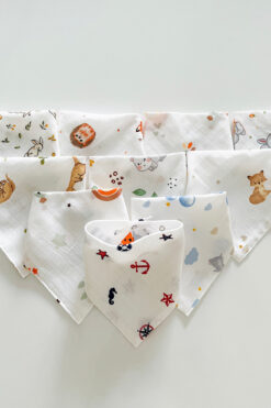 COOLMINIES 5 Adet Karışık Erkek Desen %100 Pamuk Müslin Kumaş İki Çıtçıtlı Bebek Önlük,Salya Önlüğü,Bebek Fular