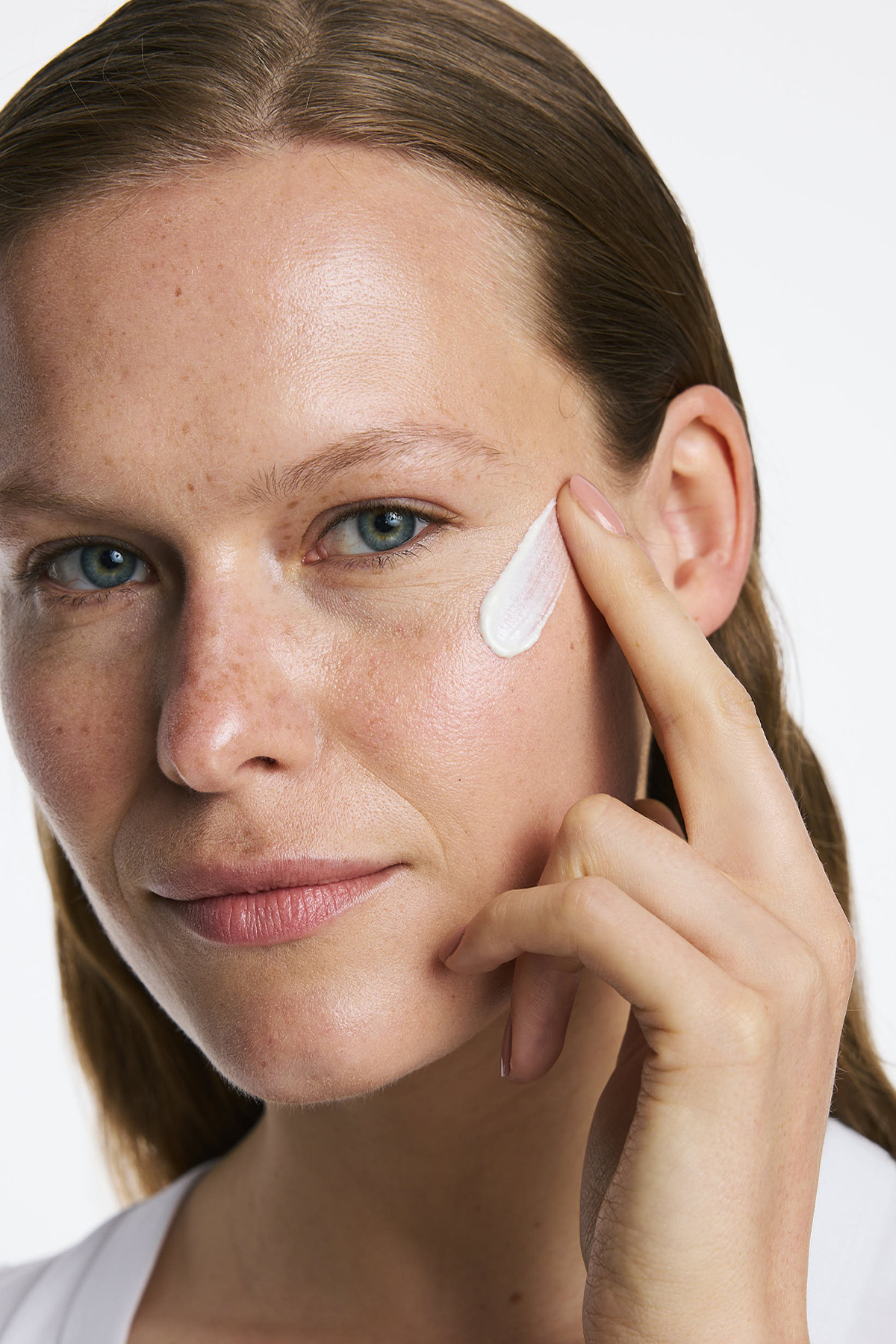 INO Beauty SPF50+ Yüz Güneş Kremi Yüksek Korumalı 00 Clear 50ml (Saf Kolajen) - Görsel 2