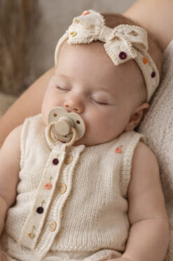 Nur Baby Kız bebek emzik askısı bandana set Çiçek detaylı