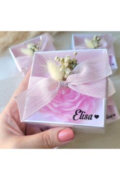 MAMORİ Beyaz Kutulu Çiçek Mumlu Kurdelalı Doğum Günü Doğum Hediyeliği Söz Nişan Kına Düğün Hediyelik