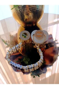 Sahi Aksesuar Isimli Gold Kaplama Beyaz Taşlı Silikon Bebek Emzik ve Zincir Seti - TYBEZYIB1769