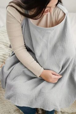 Svava Müslin Emzirme Önlüğü – Katlanabilir, Taşınabilir ve Modern Tasarım (AÇIK GRİ)