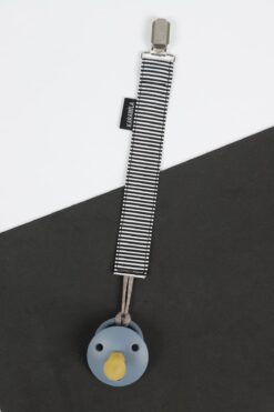 KARAMİLA Siyah Beyaz Çizgili Emzik Askısı - Emzik Zinciri - Emzik Tutacağı