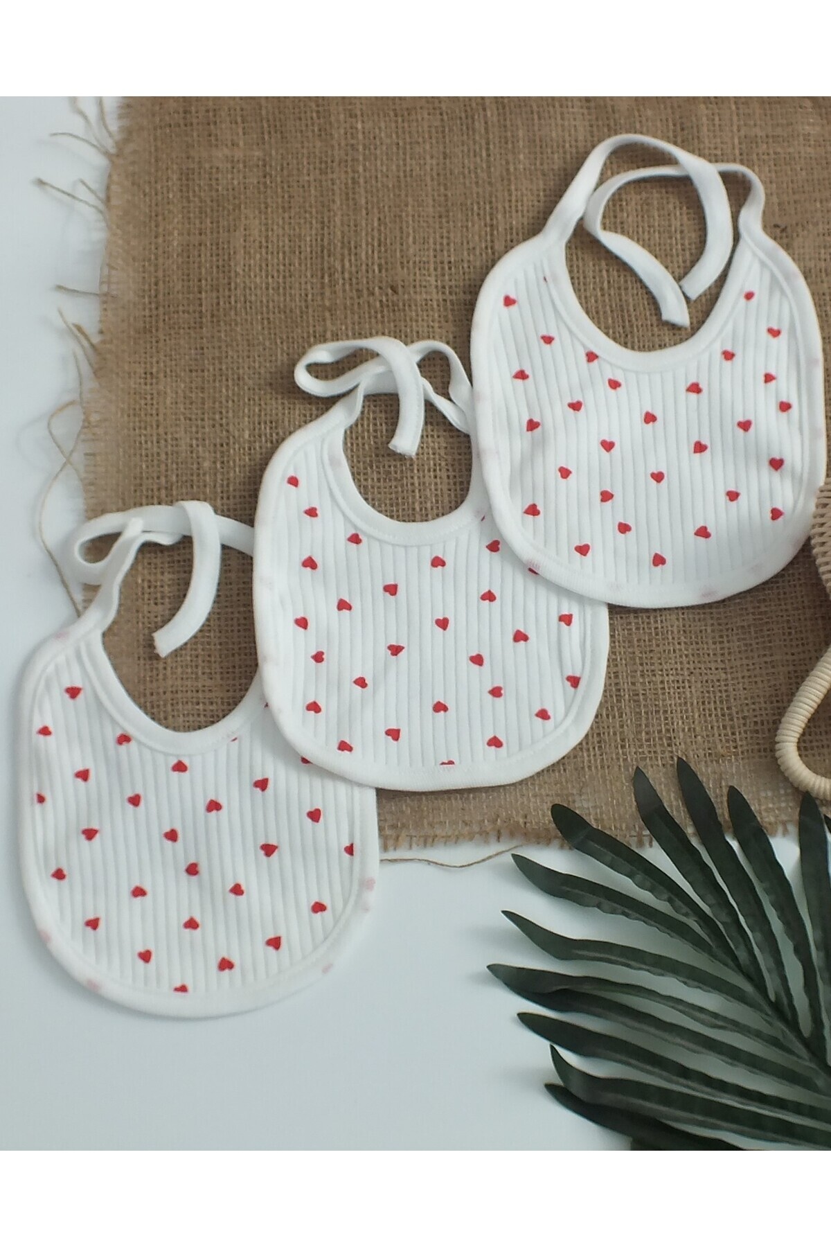 Bebe wini %100 Pamuk Kırmızı Kalpli 3 Lü Bebek Önlüğü - Görsel 2