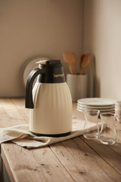 Bernardo Elantra Cam Termos Krem 1 Litre