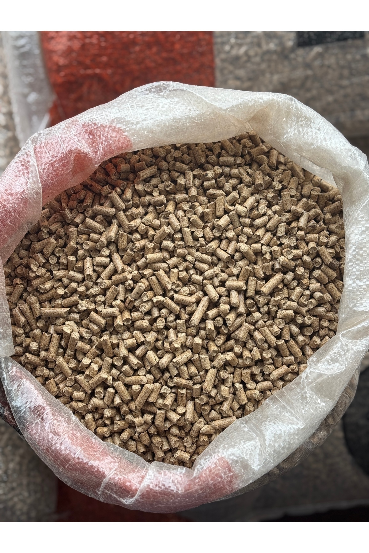 NESKAL %100 Doğal Çam Pelet A1 Kalite Kedi Kumu 5kg 8 MM - Görsel 2