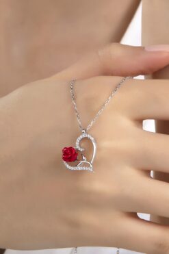 Gümüş Vadisi Kadın Orjinal 925 Ayar Gümüş Zirkon Taşlı Kalp Kırmızı Gül Model Kolye