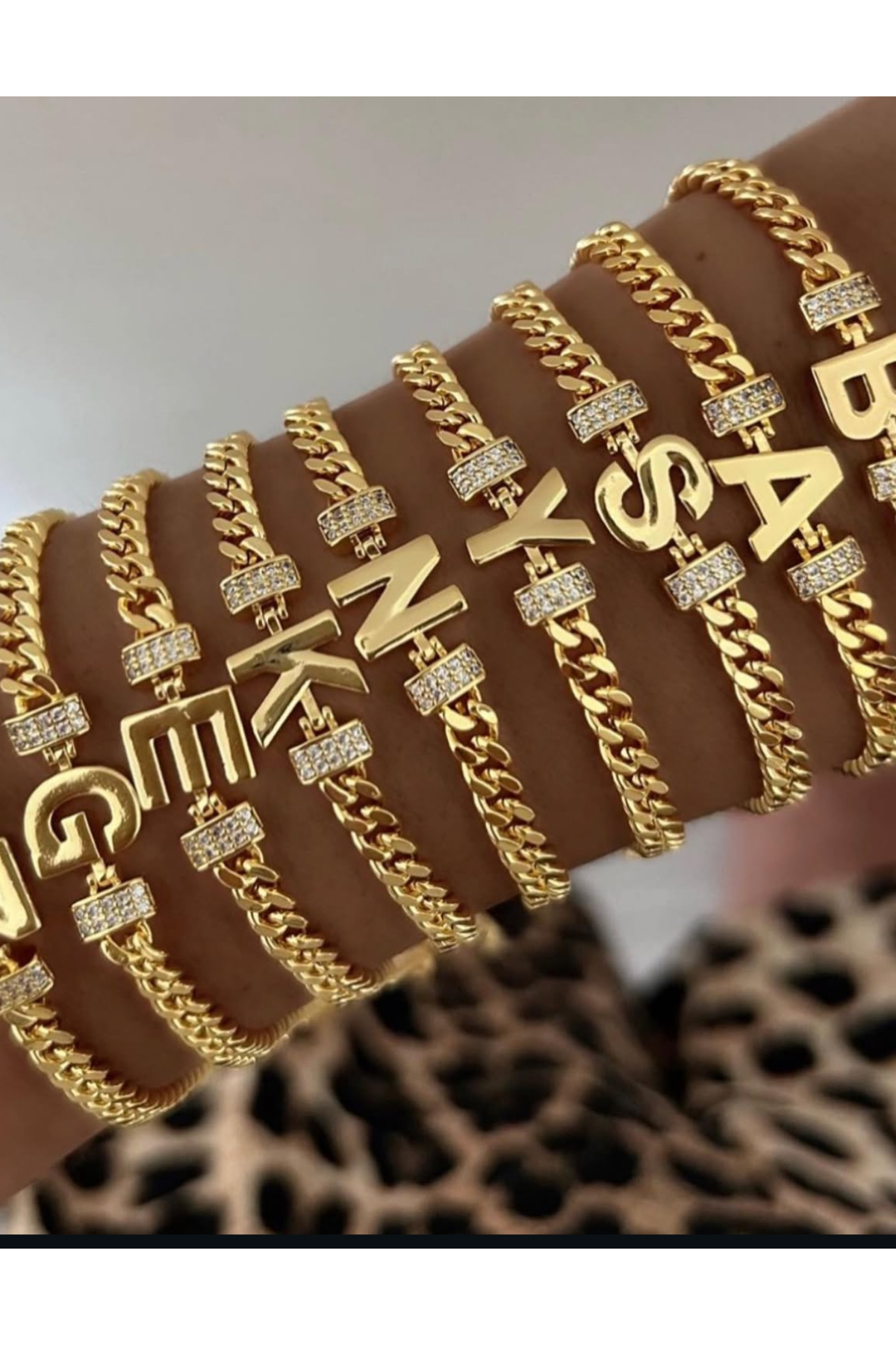 nergis collection Kadın 14K Gurmet Zincir Zirkon Taşlı Harfli Bileklik (soru sor kısmından harf iletiniz )