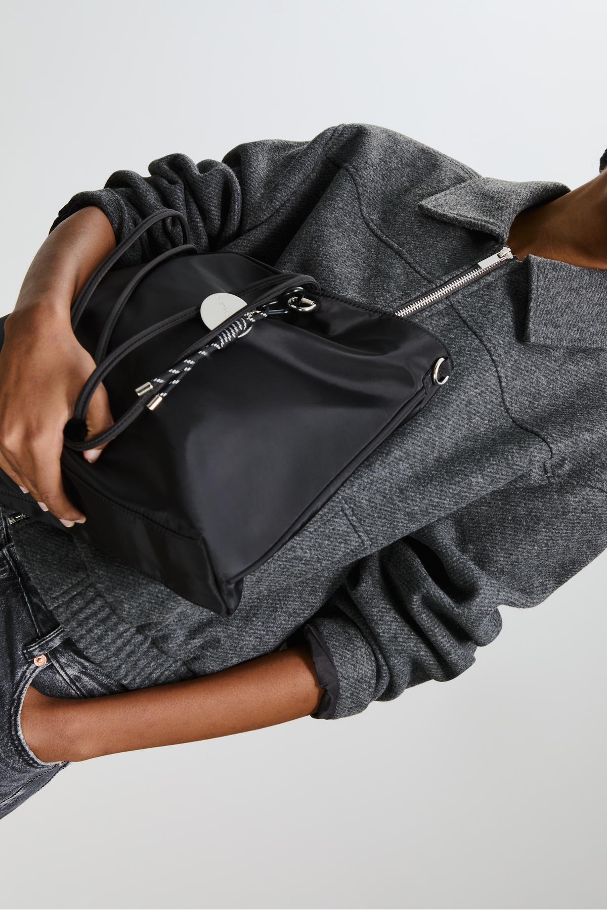 Stradivarius Charm örgü shopper çanta - Görsel 2