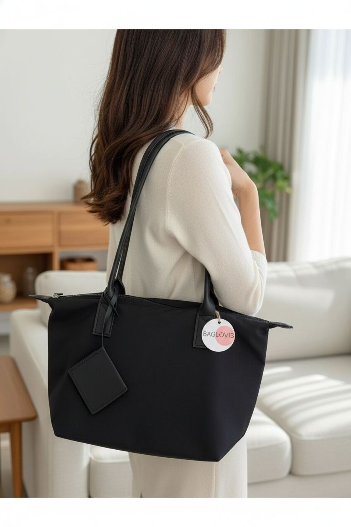 BAGLOVİS KARTLIK SALLANTILI SALAŞ KADIN OMUZ ÇANTASI EN42 BOY28 - Görsel 2