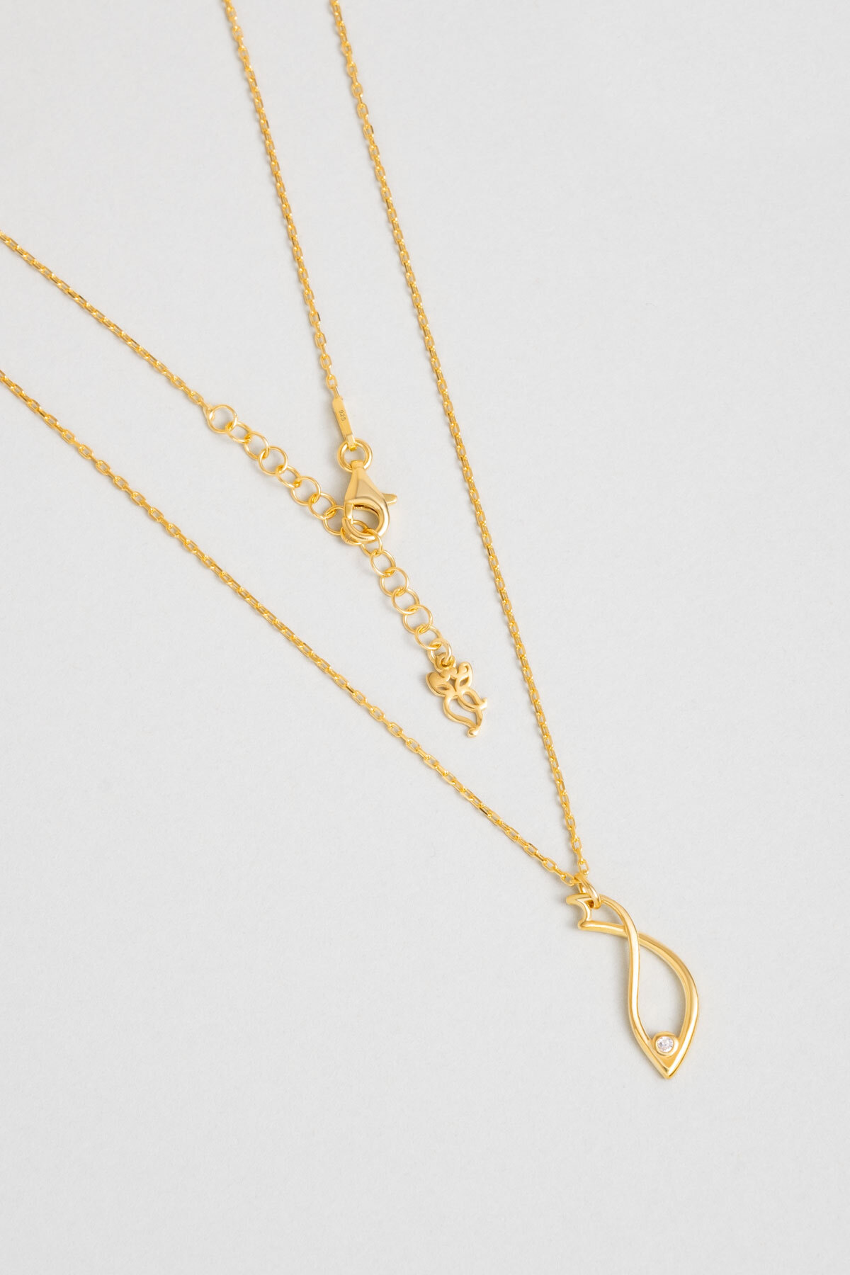 So CHIC... Mistik Balık 18 Ayar Sarı Altın Kaplama 45 Cm Gümüş Kolye