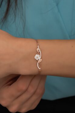 Nereze 925 Ayar Gümüş Zirkon Taşlı Manolya Çiçeği Bileklik