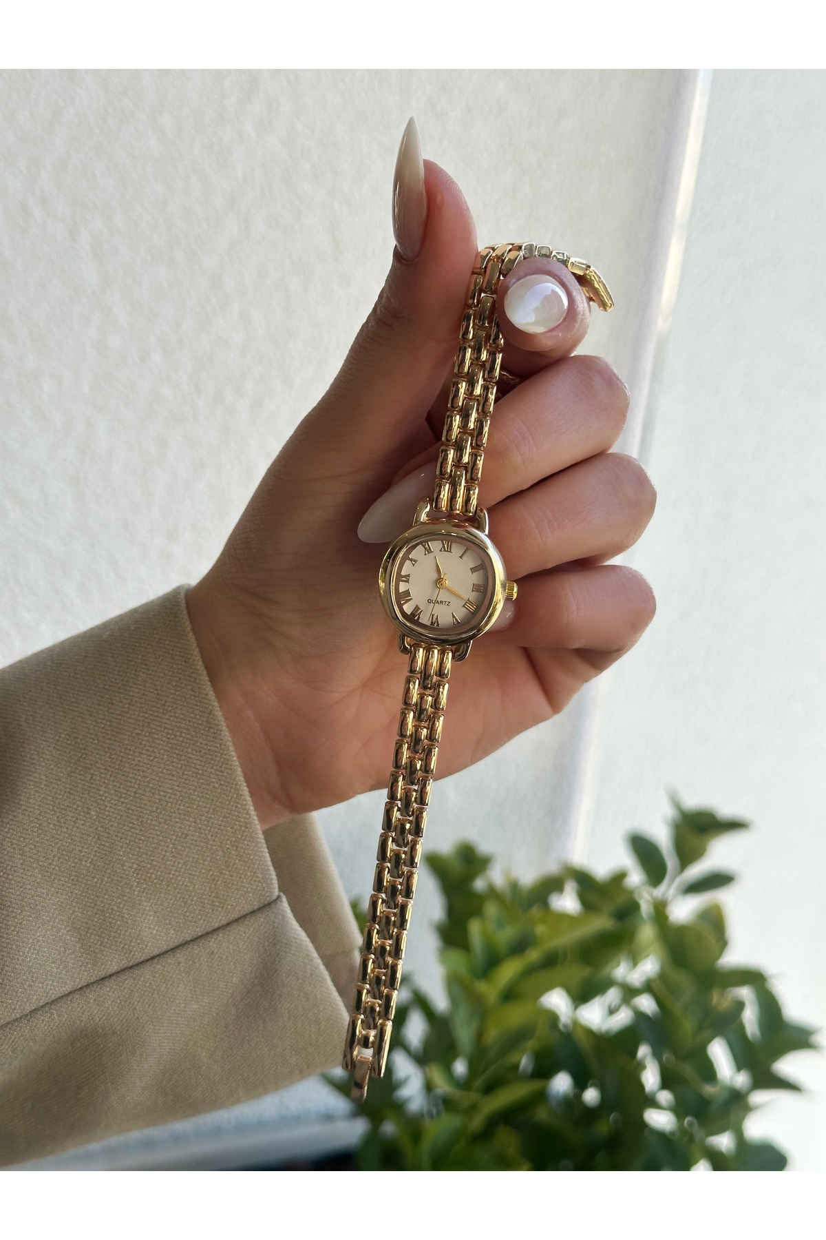 İnogge Gold Minimal Vintage Kadın Kol Saati - Görsel 3