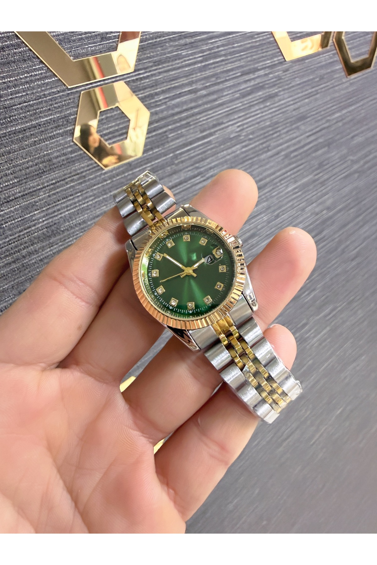 LOOQ Çelik Kordon Takvimli Kadın Kol Saati - Görsel 2