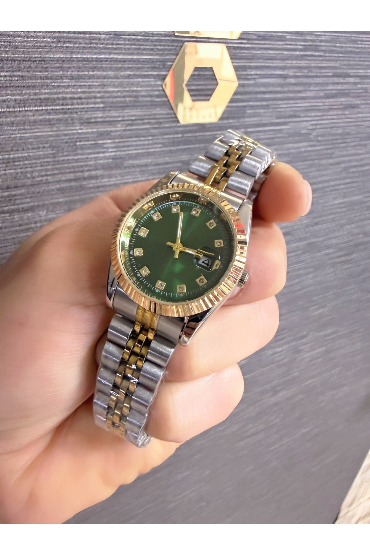 LOOQ Çelik Kordon Takvimli Kadın Kol Saati - Görsel 3