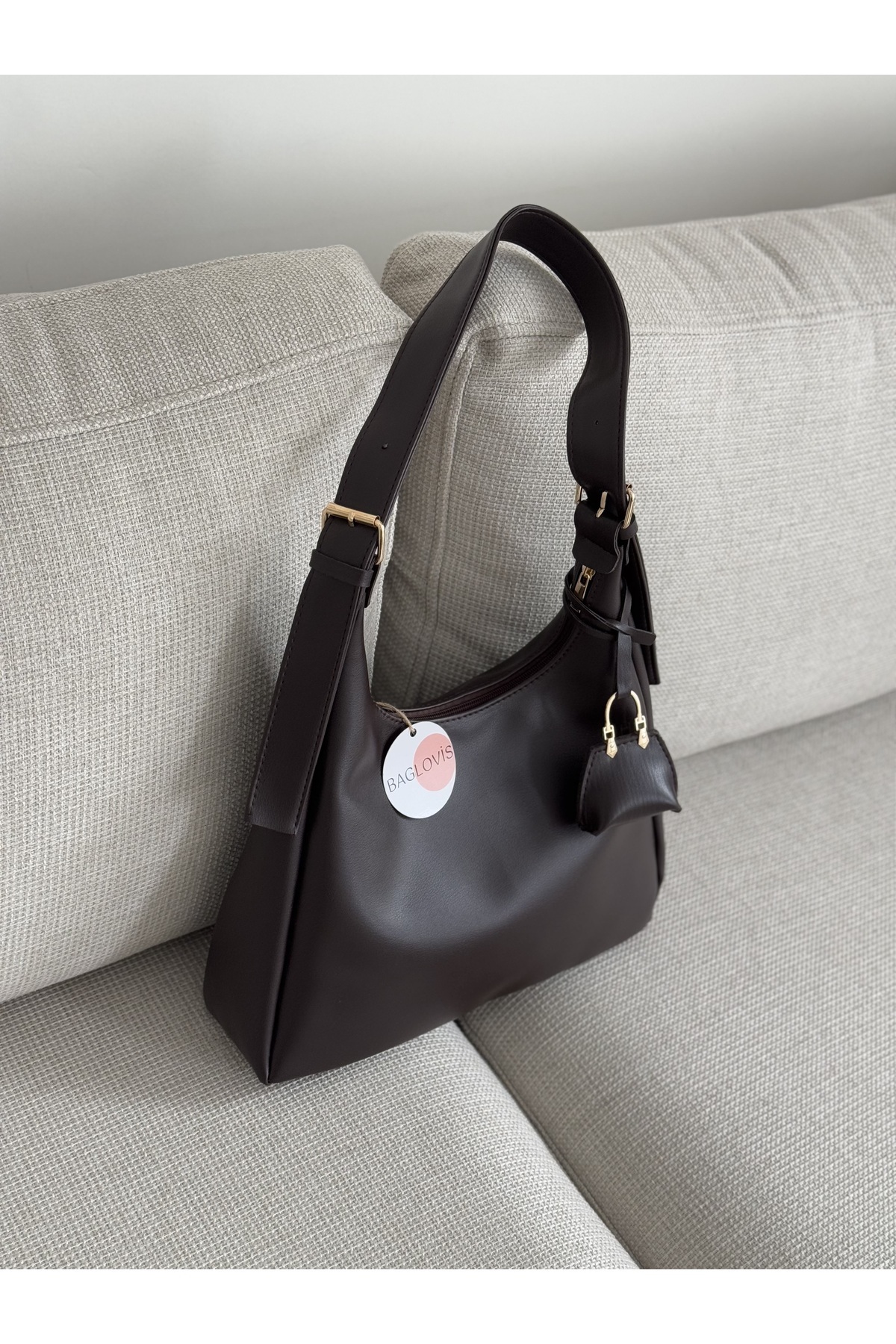 BAGLOVİS Toka Detaylı Minik Cüzdanlı Fermuarlı Kahverengi Kadın Suni Deri Omuz Çantası EN34 BOY22 - Görsel 3