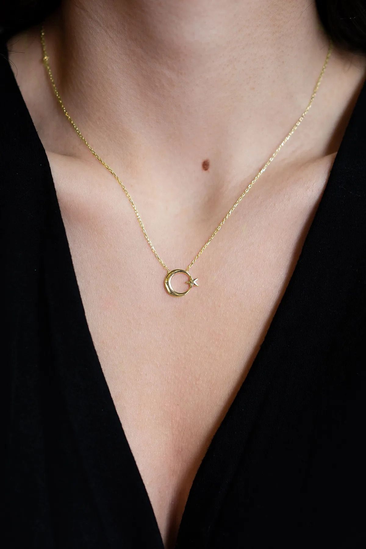 SUNSHINE 925 Ayar Gold Kaplamalı Minimal Ay Yıldız Gümüş Kolye