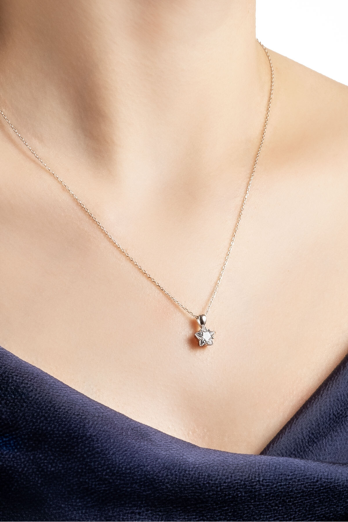 So CHIC... Yıldız Taşlı 18 Ayar Beyaz Altın Kaplama 45 Cm Gümüş Minimal Kolye - Görsel 2