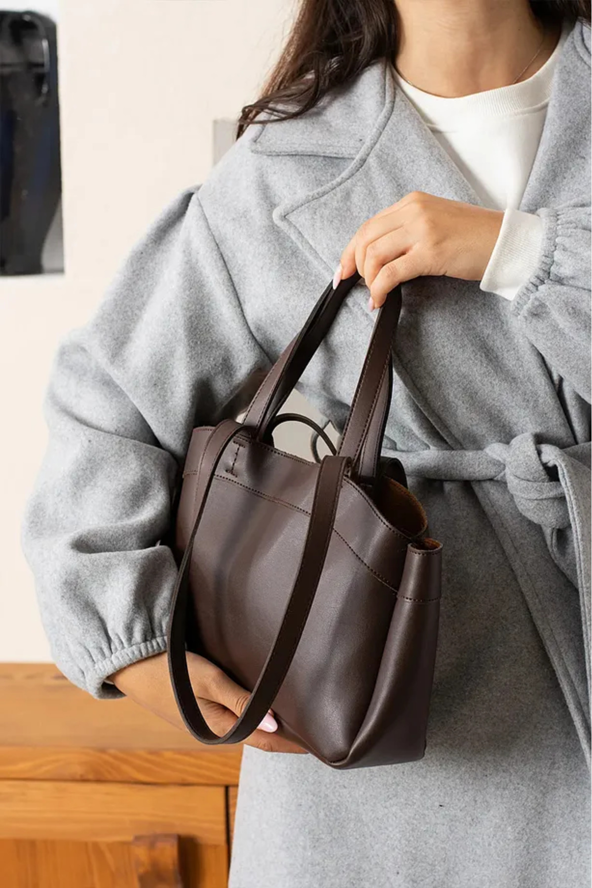 Rivina Mıknatıs Kapaklı Cüzdan Detaylı Kadın El Kol Ve Omuz Çantası Kahverengi Üniversite - Görsel 3