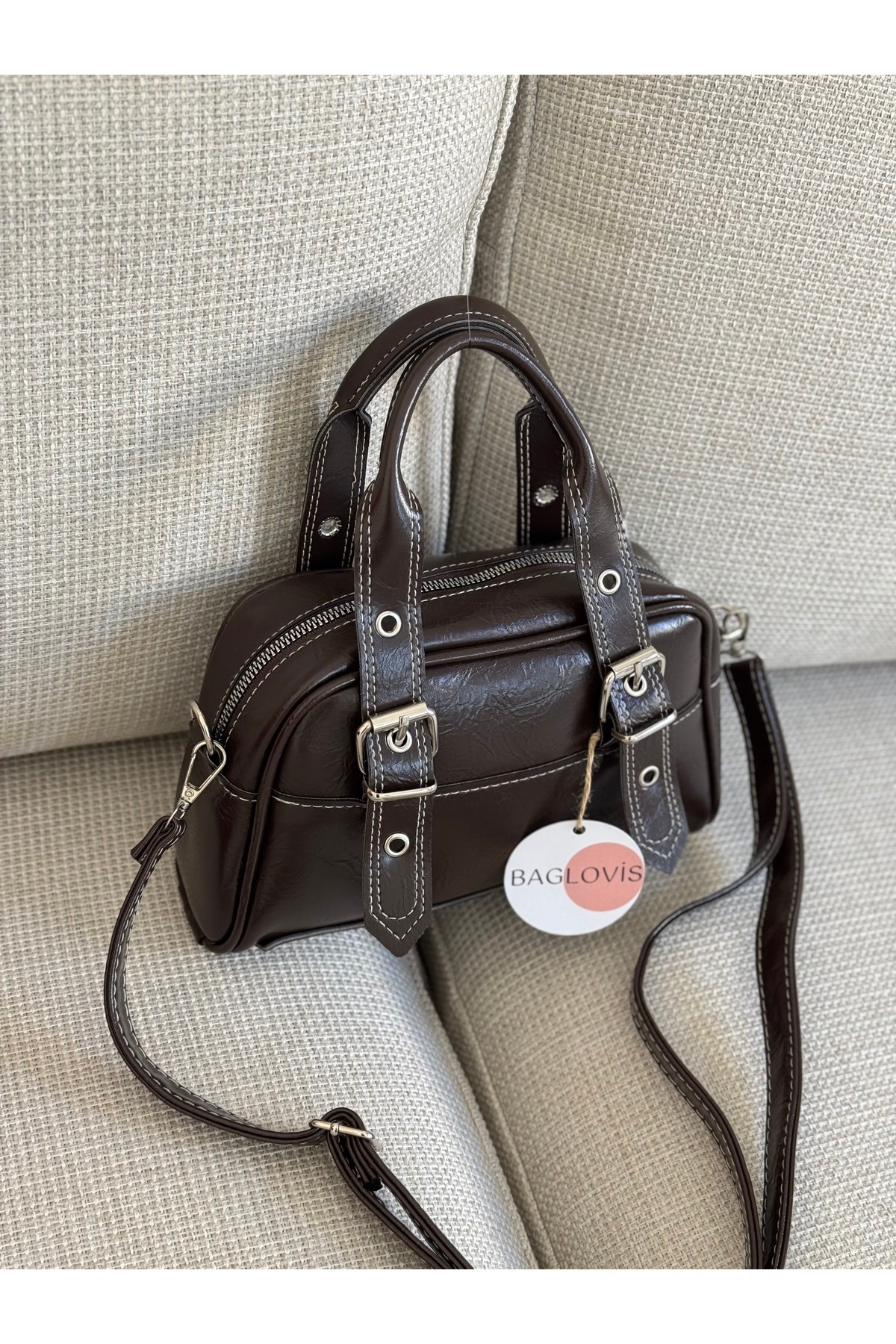BAGLOVİS ASKILARI AYARLANABİLİR TOKA DETAYLI KAHVE KADIN OMUZ ÇANTASI En25 Boy15