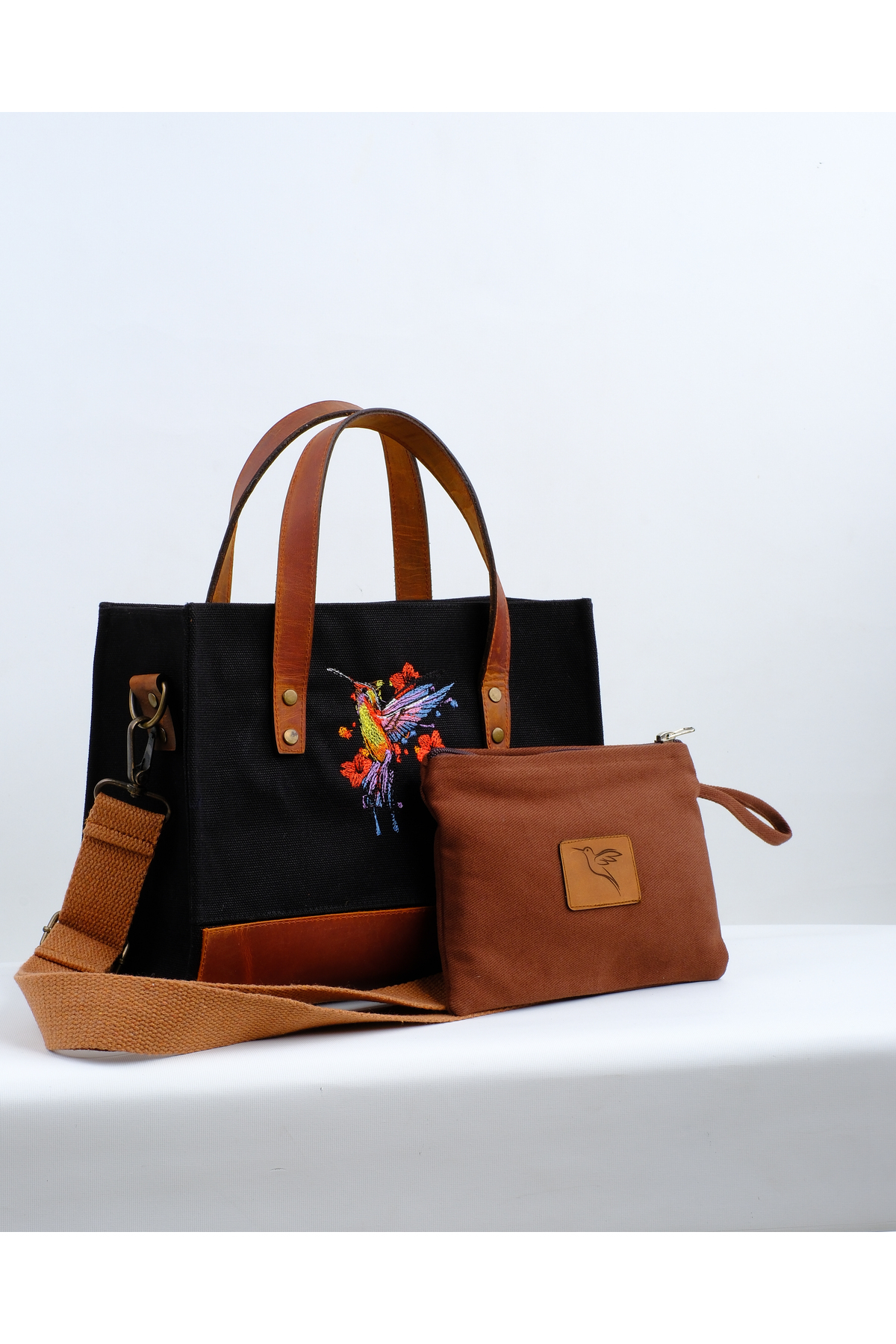 Wings Of Simurg Arı Kuşu Nakışlı Hakiki Deri-Kanvas (Siyah-Küçük boy) Çanta - Görsel 3