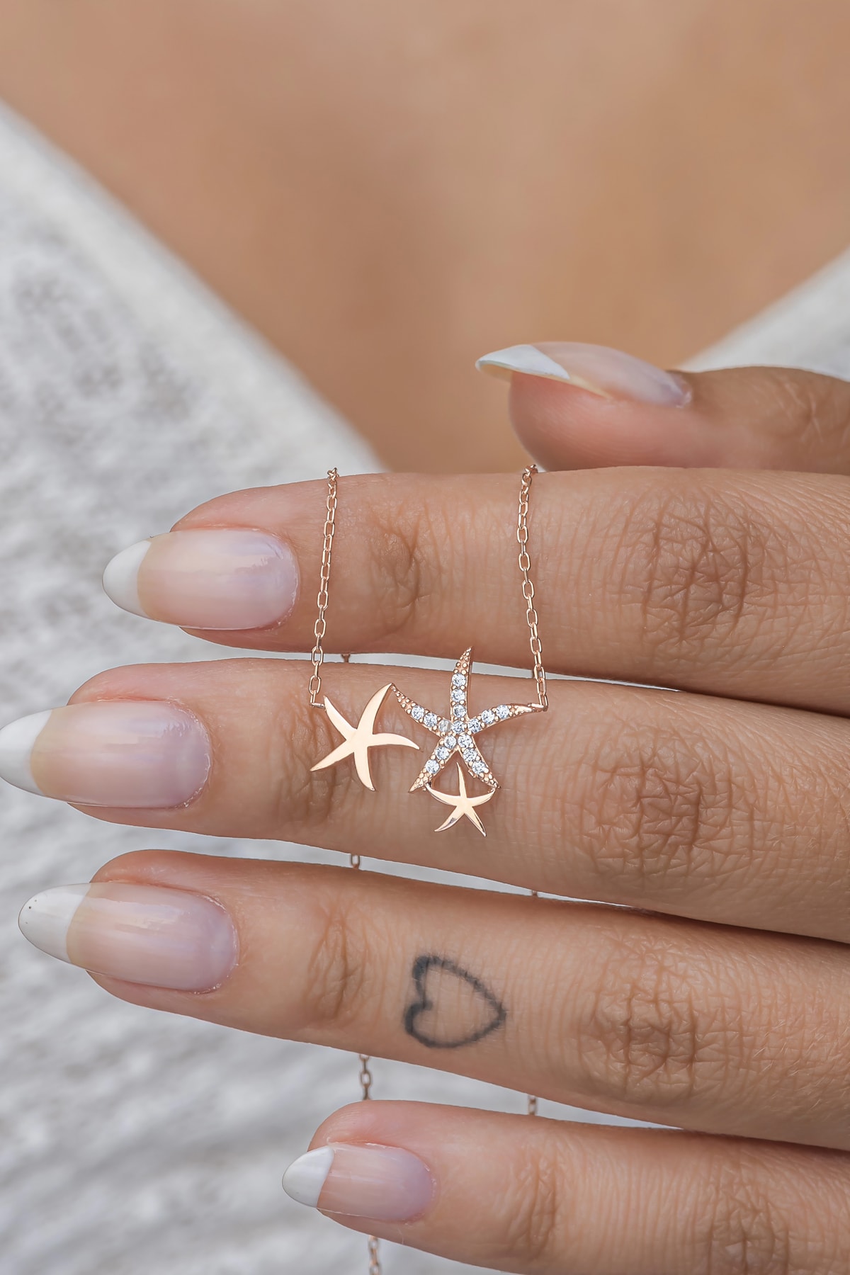 Nereze 925 Ayar Gümüş Rose Zirkon Taşlı 3 Yıldızlı Kolye