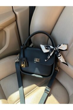 NOTHING Kadın Siyah Charm Detaylı Fularlı Ayarlanabilir Askılı El Omuz Ve Çapraz Çanta Teo