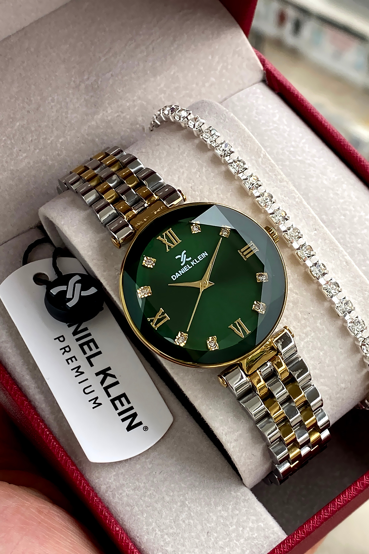 Daniel Klein %100 Orijinal Minimal Kasa Kadın Kol Saat Yeşil Kadran Paslanmaz Çelik Jubile Kordon Bileklik Hediye - Görsel 2