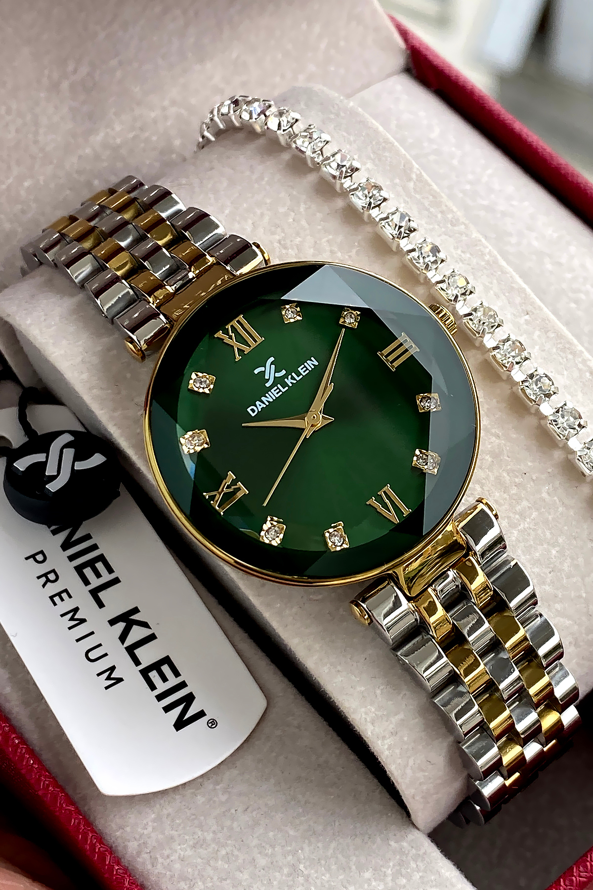 Daniel Klein %100 Orijinal Minimal Kasa Kadın Kol Saat Yeşil Kadran Paslanmaz Çelik Jubile Kordon Bileklik Hediye - Görsel 3