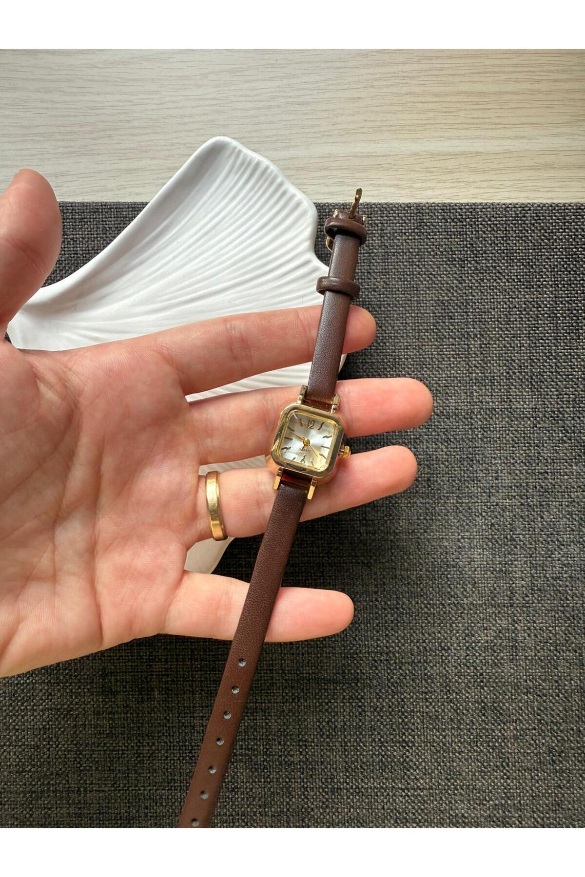 rubsey Retro Minimal Deri Kordon Vintage Kadın Kol Saati Minik İçi Sarı