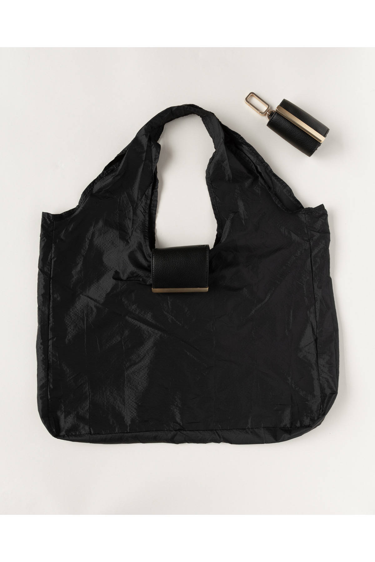 Marvelis LEYNA Charm Detaylı Katlanabilir El ve Omuz Kadın Çantası