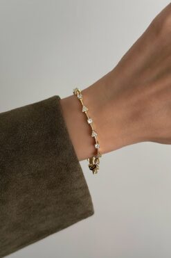 Okko Store Çelik Tektaşlar Üçgen Bileklik