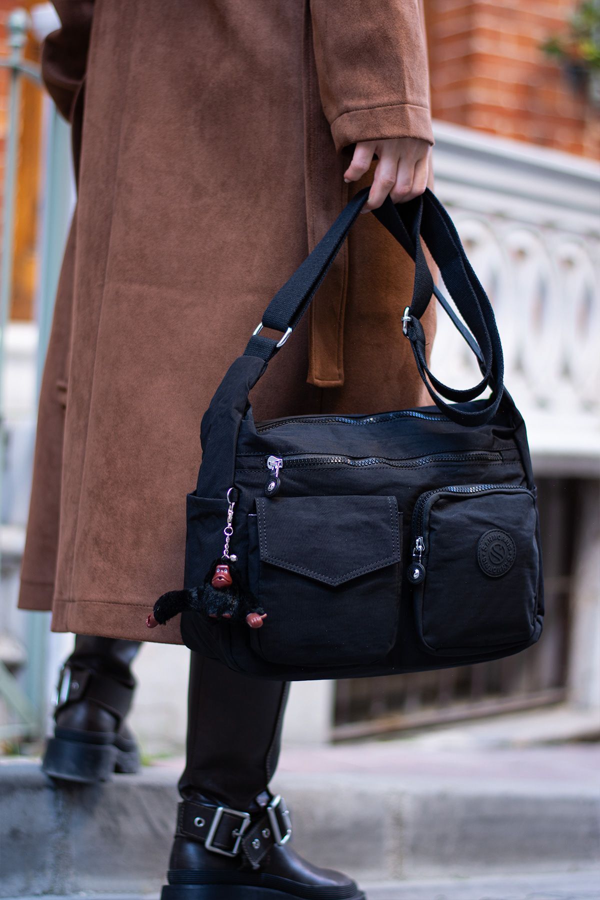 Sanmorris Kadın Suya Dayanıklı Paraşüt Kumaş Çok Gözlü Ayarlanabilir Black Çapraz Askılı Omuz Çantası - Görsel 3