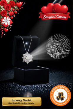 Lucente Jewellery Işıklı Hediye Kutulu 100 Dilde Seni Seviyorum Yazan 925 Ayar Gümüş Kaplama Lotus Çiçeği Aşk Kolye
