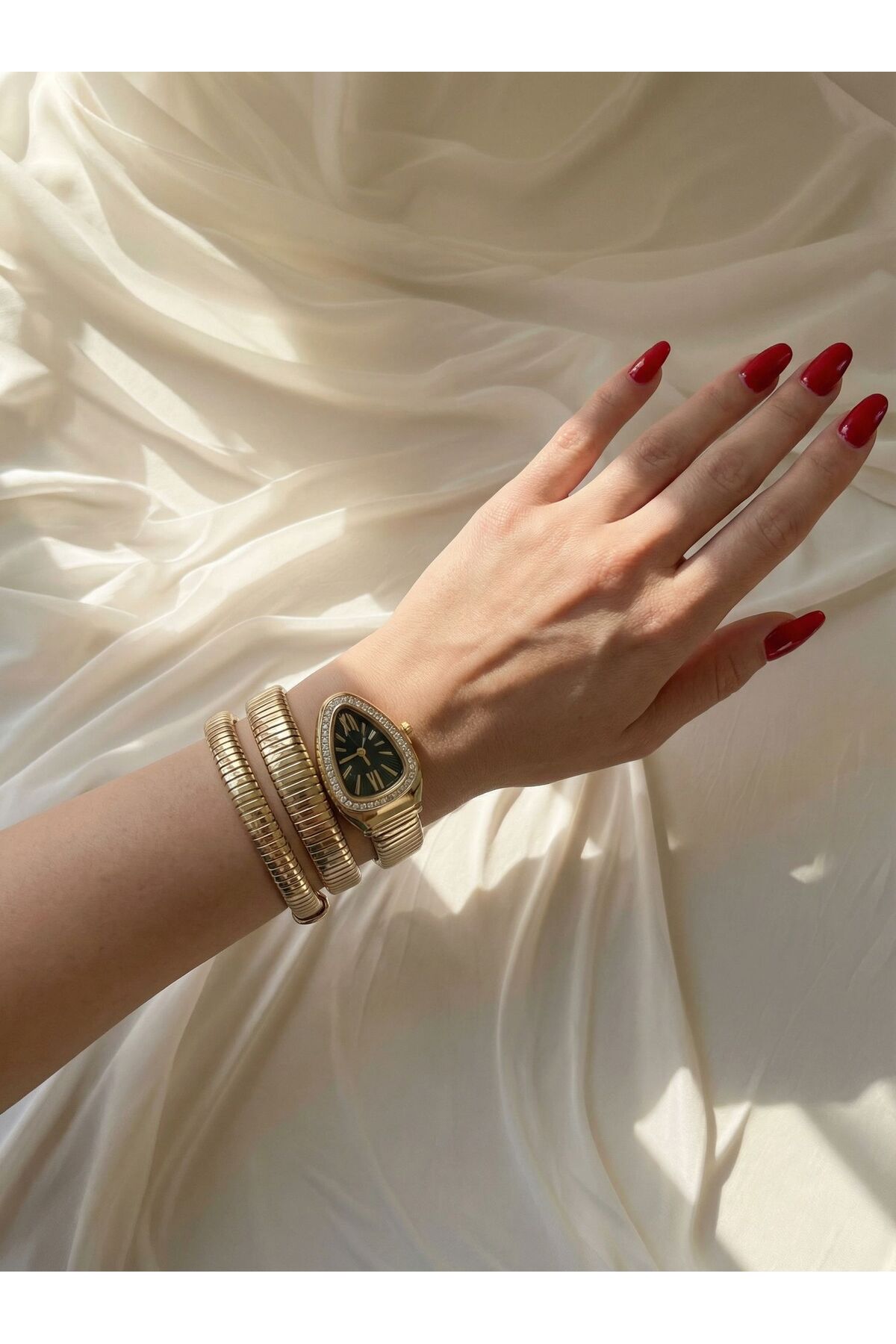 Mazzy Sarmal Yılan Model Kadın Kol Saati - Yeşil Kadran - Görsel 2