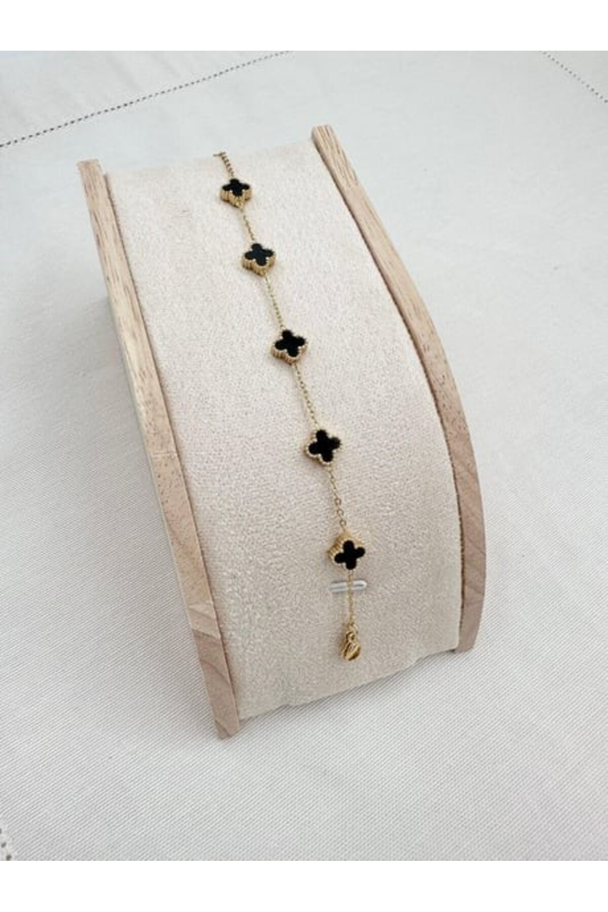 İlayda İllys Gold Cleef Model Siyah Mini Çelik Yonca Bileklik