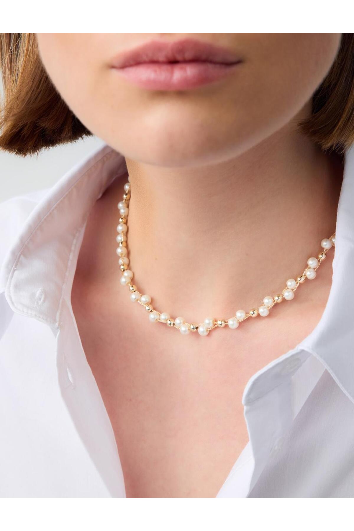 Jimmy Key Altın Rengi İnci Detaylı Altın Kaplama Ayarlanabilir Kolye