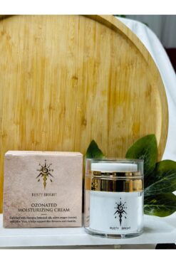 Rusty Bright Yoğun Nemlendirici Yüz Kremi Ozon Yağı & C Vitamini ile Canlandırıcı Etki Yumuşatıcı&Besleyici Bakım