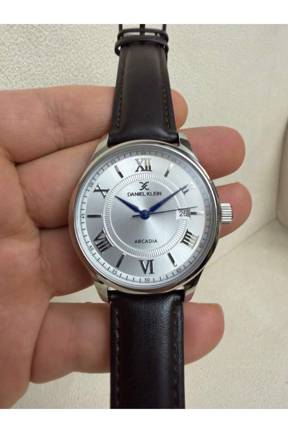 Daniel Klein Klasik Kahverengi Deri Kordonlu Beyaz Kadranlı 41 Mm Erkek Kol Saati Dk.1.14051 - Görsel 3