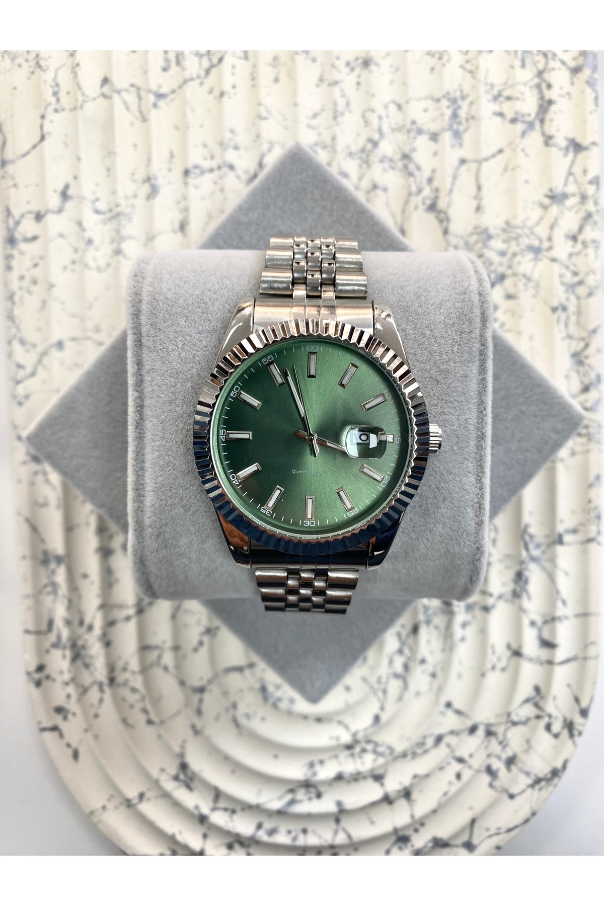Coliseum Yuvarlak İçi Yeşil Gümüş Kordon Erkek Kol Saati - Görsel 3