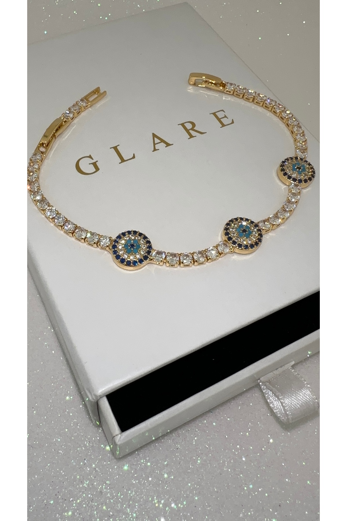 GLARE JEWELRY CO Gümüş Rodyumlu Zirkon Taşlı Üç Nazar Boncuklu Camgöz Suyolu Bileklik 15+3 cm