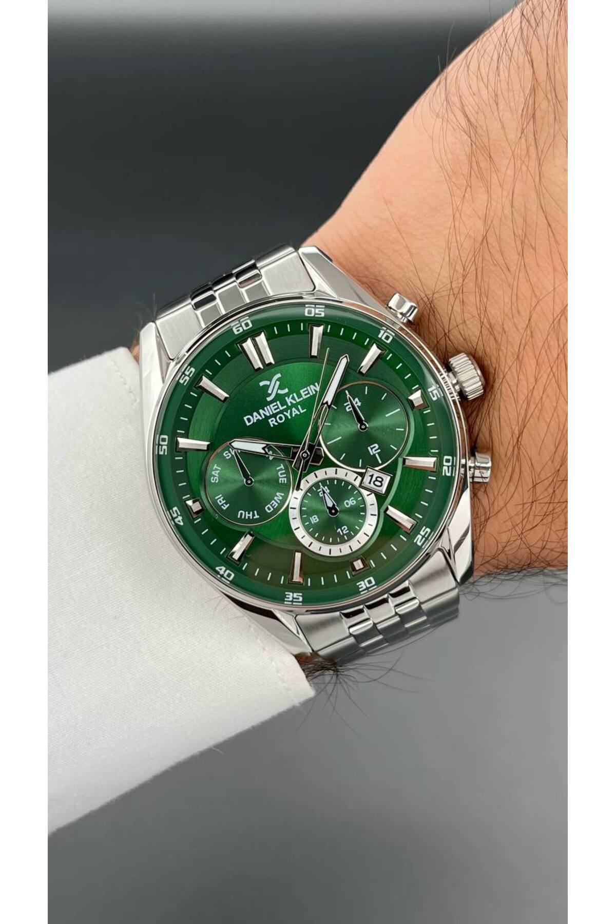Daniel Klein Gümüş Yeşil Renk Erkek Kol Saati Çelik Kordon 3 ATM Su Geçirmezlik