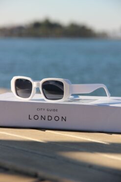 Mucemi Siyah Ultraviyole 400 Korumalı Cam Beyaz Çerçeve Kadın Güneş Gözlüğü