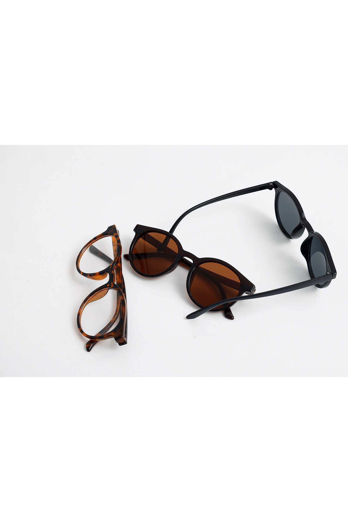 KAMPANİX YENİ SEZON FATURALI TREND KOMBİN 3'LÜ SET UNİSEX GÜNEŞ GÖZLÜĞÜ SETİ - Görsel 2