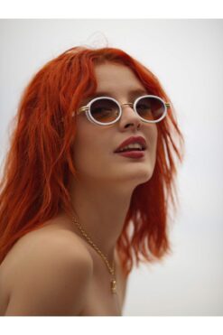 Angel Eyes Oval Tasarım Beyaz Çerçeve Siyah Degrade Cam Small Kadın Güneş Gözlüğü